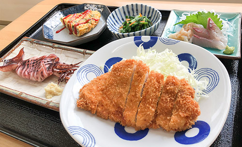 ビジネス旅館日章食事