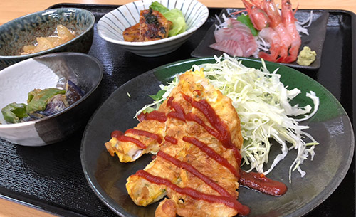 ビジネス旅館日章食事