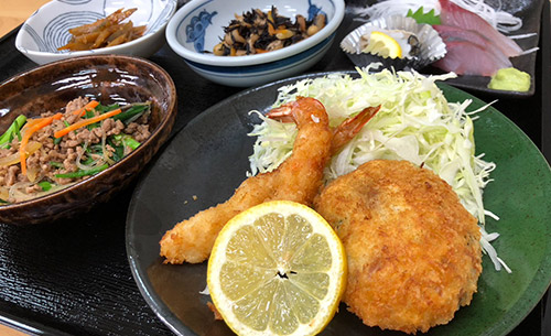 ビジネス旅館日章食事